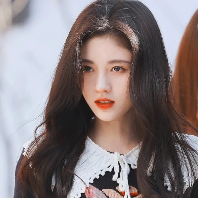珠玉在侧
